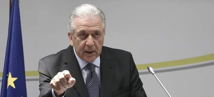 Εκτάκτως στην Ισπανία ο Αβραμόπουλος – Για το μεταναστευτικό